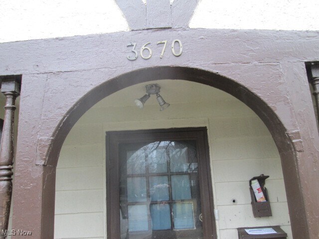 property at 3670 Avalon Rd