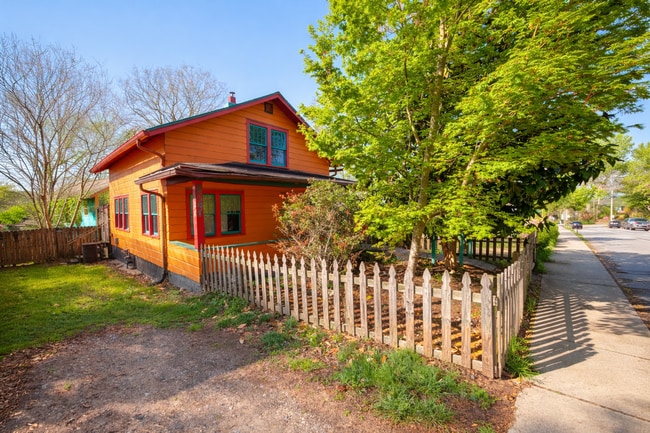 property at 117 Hillside St