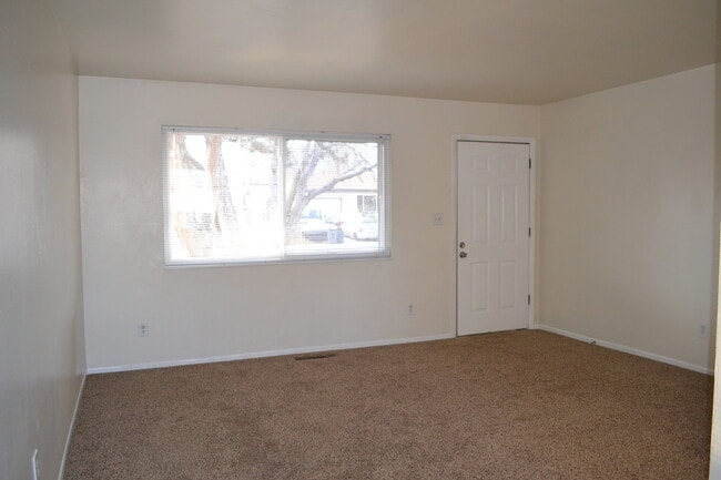 1515 Chadwick Dr in Colorado Springs, CO - Building Photo - Building Photo