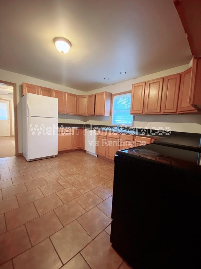 property at 524 N Johnson St