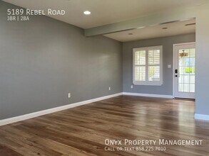 5189 Rebel Rd in San Diego, CA - Building Photo - Building Photo