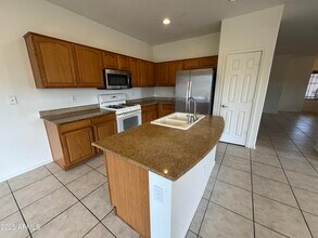 3323 E Roadrunner Dr in Chandler, AZ - Building Photo - Building Photo