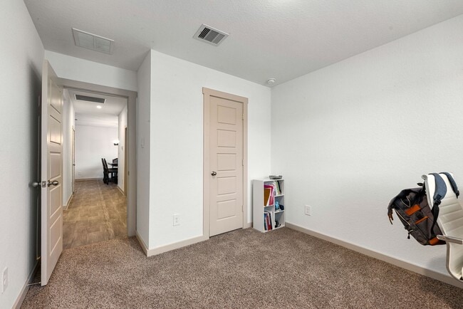 12902 Wempe Wy