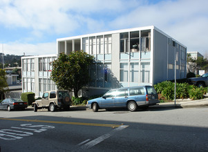 1280 Sullivan Ave in Daly City, CA - Building Photo - Building Photo