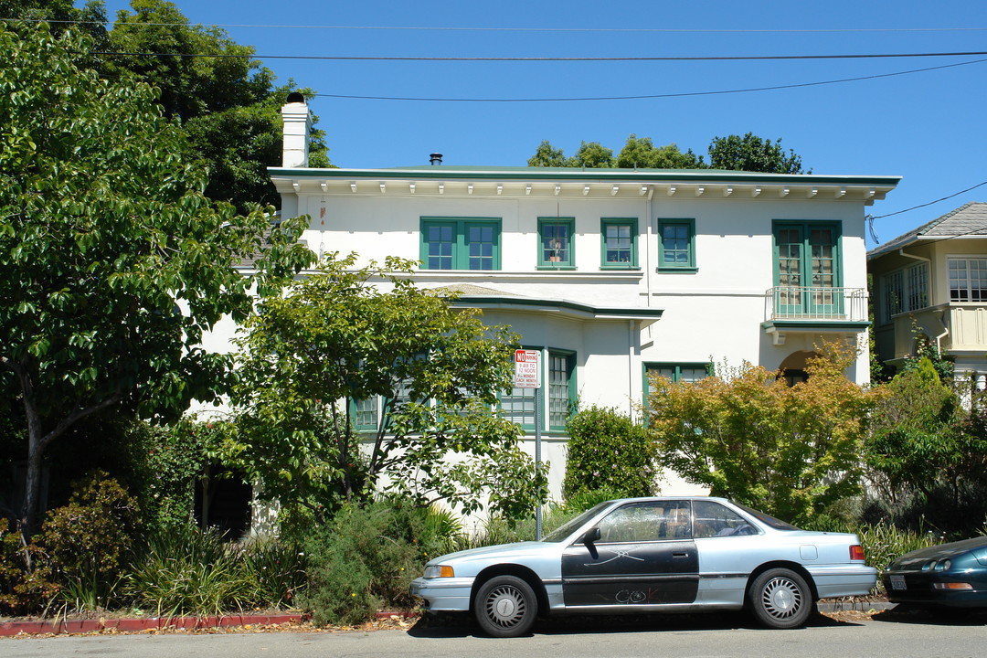 3306 Claremont Ave in Berkeley, CA - Building Photo