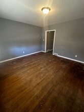 2427 S 18th St in St. Joseph, MO - Building Photo - Building Photo