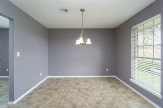 4604 S Tower Rd in Santa Fe, TX - Building Photo - Building Photo