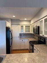 3912 Midvale Ave N in Seattle, WA - Foto de edificio - Building Photo