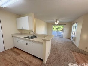 94-550-550 Lumiauau St in Waipahu, HI - Building Photo - Building Photo