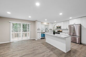 3620 Cinnamon Tree Ln in St. Louis, MO - Building Photo - Building Photo
