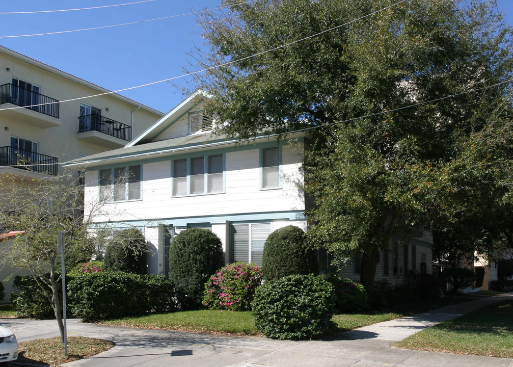 Gordon Arms Apartments in St. Petersburg, FL - Building Photo