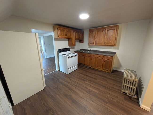 property at 1233 S 18th St