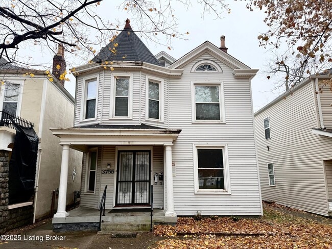 property at 3755 Southern Pkwy