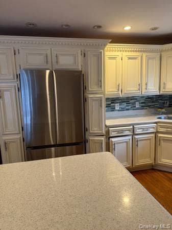 65 Prospect St in Roosevelt, NY - Building Photo - Building Photo