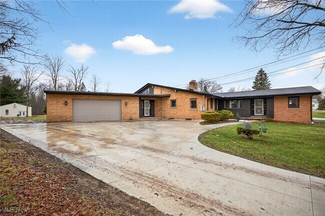 3863 Wiltshire Rd in North Royalton, OH - Building Photo - Building Photo