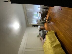 1687 Commonwealth Ave, Unit 10 in Boston, MA - Building Photo - Building Photo