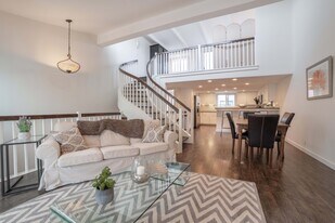 1107 Loma Dr, Unit C in Hermosa Beach, CA - Building Photo