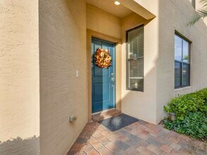 2366 Byron St in Palm Springs, FL - Building Photo - Building Photo