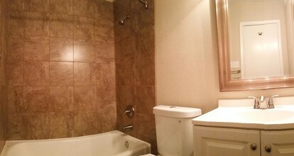 1809-on-Cox in Carrollton, TX - Building Photo - Building Photo