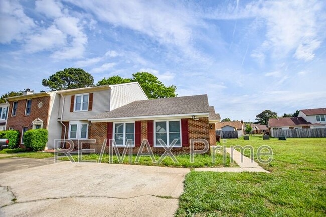property at 3900 Raintree Ct