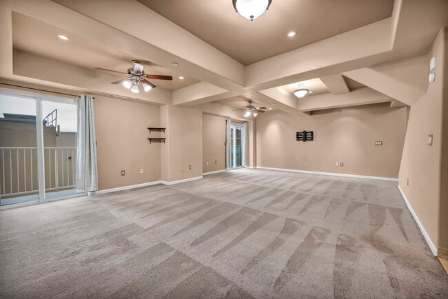 200 W 2nd St, Unit 412 in Reno, NV - Building Photo - Building Photo