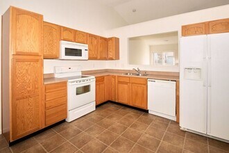 10893 Running Brook Rd in Indianapolis, IN - Building Photo - Building Photo