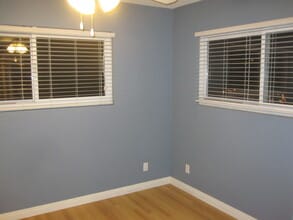 215 Covina Ave, Unit 3 in Long Beach, CA - Foto de edificio - Building Photo