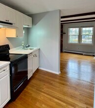 79 Elm St in Marblehead, MA - Building Photo - Building Photo