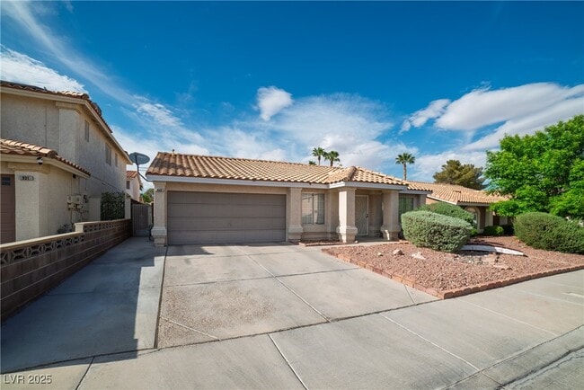 935 Derringer Ln in Henderson, NV - Building Photo - Building Photo