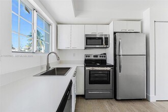 1519 Pennsylvania Ave in Miami Beach, FL - Building Photo - Building Photo