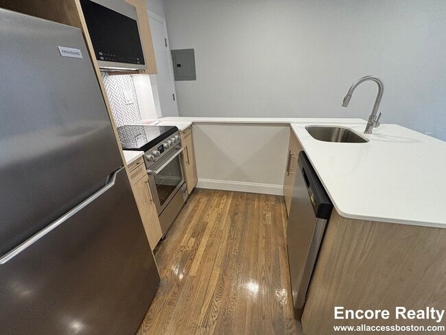 property at 531 Beacon St