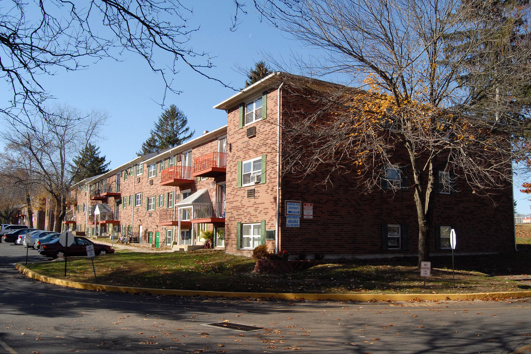 Elmwood Park Apartments in Bensalem, PA - Building Photo