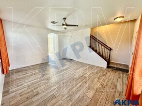 1504 Cat Tail Dr in Stockton, CA - Building Photo - Building Photo
