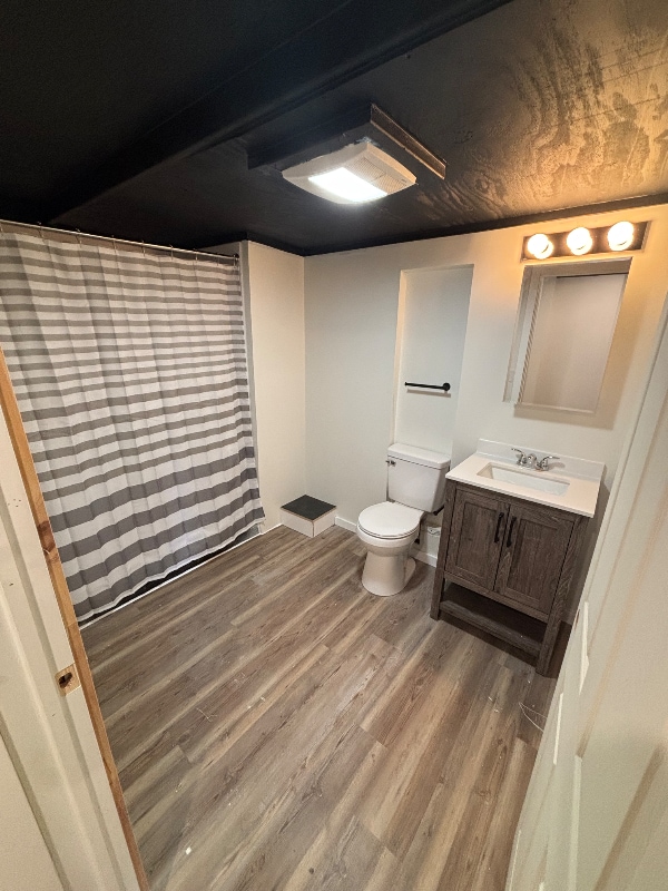 602 5th St NW in Chisholm, MN - Foto de edificio - Building Photo