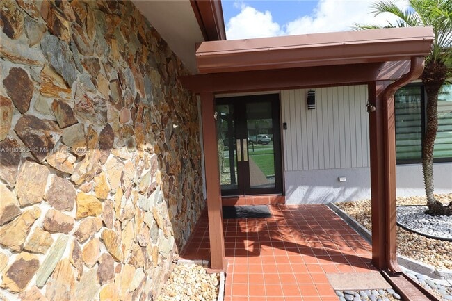 10615 SW 129th Ct in Miami, FL - Building Photo - Building Photo