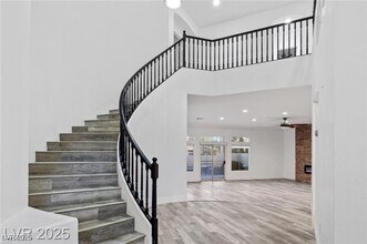 4630 Laguna Vista St in Las Vegas, NV - Building Photo - Building Photo