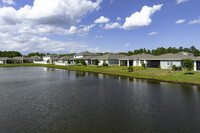 Seasons at Estates at Southern Pines in St. Cloud, FL - Foto de edificio - Building Photo