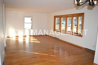 5125 Turner Ave in Madison, WI - Building Photo - Building Photo