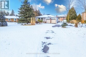6104 Bloomington Rd in Whitchurch-Stouffville, ON - Building Photo - Building Photo