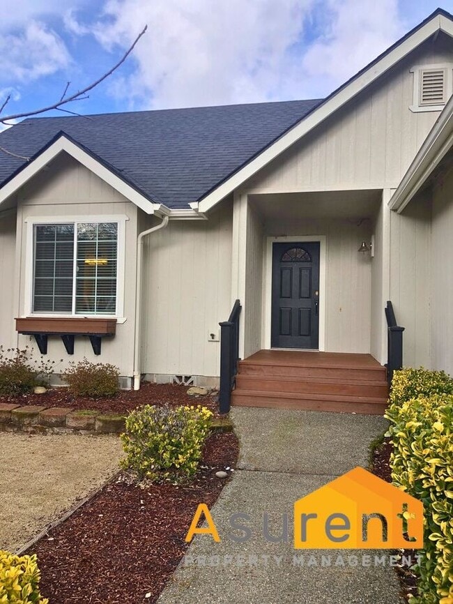 132 SW Verstappen Ln in Grants Pass, OR - Building Photo - Building Photo