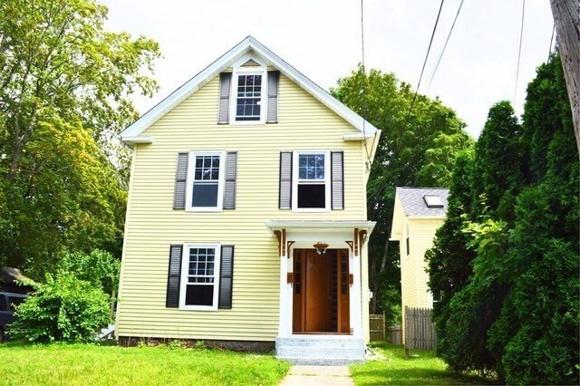 8 Myrtle St-Unit -2 in Westborough, MA - Building Photo