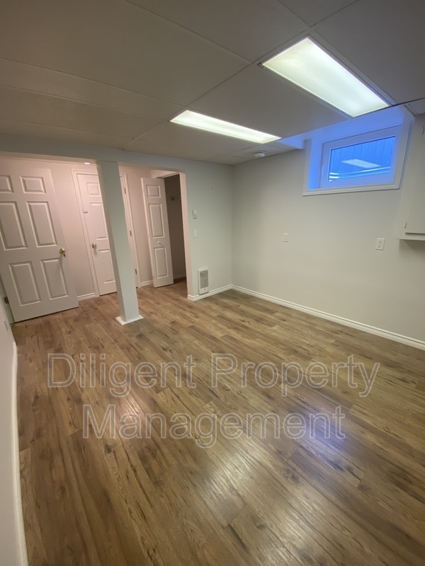 property at 612 Romaine St