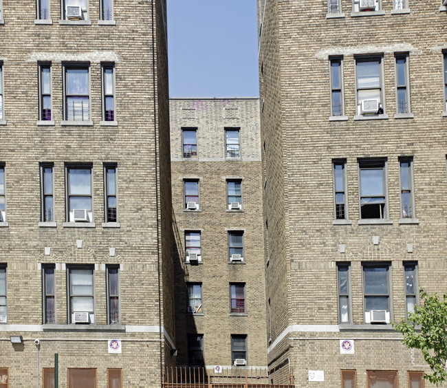 2395-2397 Grand Ave in Bronx, NY - Building Photo - Building Photo