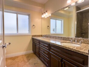 412 Ave F in Redondo Beach, CA - Building Photo - Building Photo