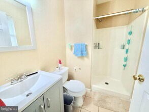 697 Johnstone St in Perth Amboy, NJ - Building Photo - Building Photo