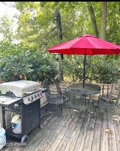 46 Summit Cir in Lakeville, PA - Building Photo - Building Photo