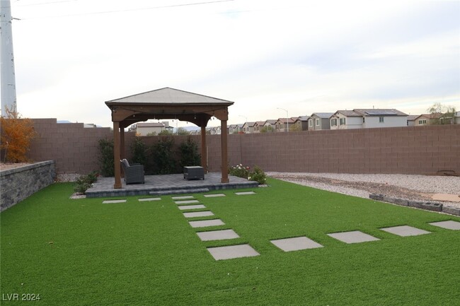 6143 W Conn Ave in Las Vegas, NV - Building Photo - Building Photo