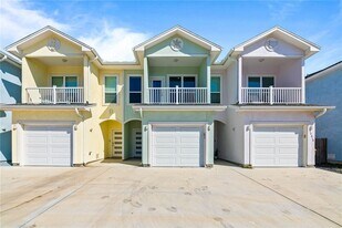 14010 Fortuna Bay Dr in Corpus Christi, TX - Building Photo