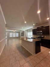 9110 Vondel Park in Converse, TX - Building Photo - Building Photo