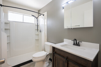 Park Place in Ukiah, CA - Building Photo - Interior Photo